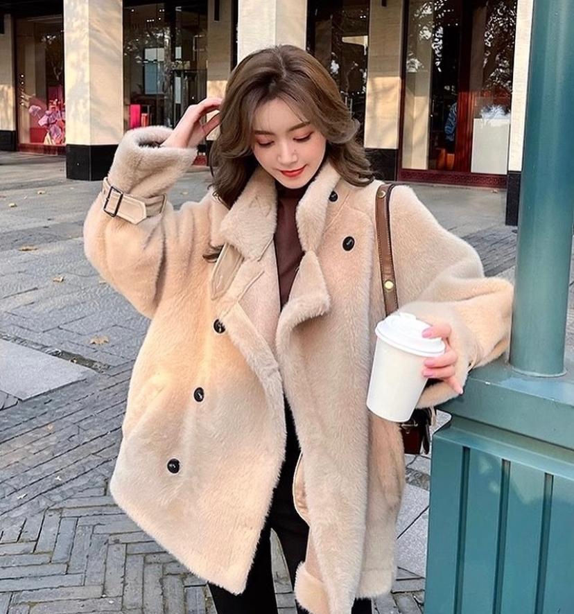 Binna plush coat