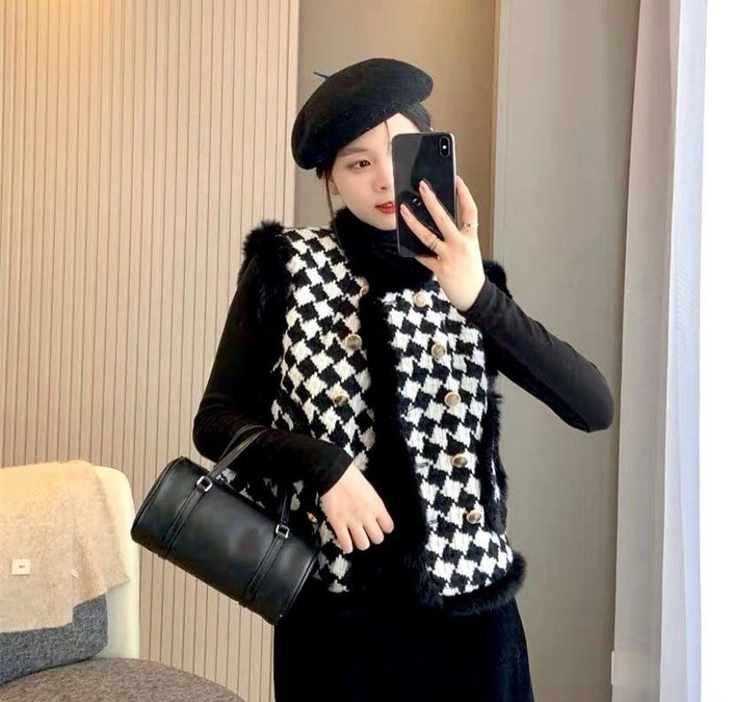 Heejin houndstooth-fur vest